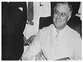 El Presidente Franklin Delano Roosevelt Extesión del programa del Seguro Social a Puerto Rico
