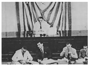 Firma de la Ley que crea el Negociado de Presupuesto 12 mayo de 1942 Ley 213